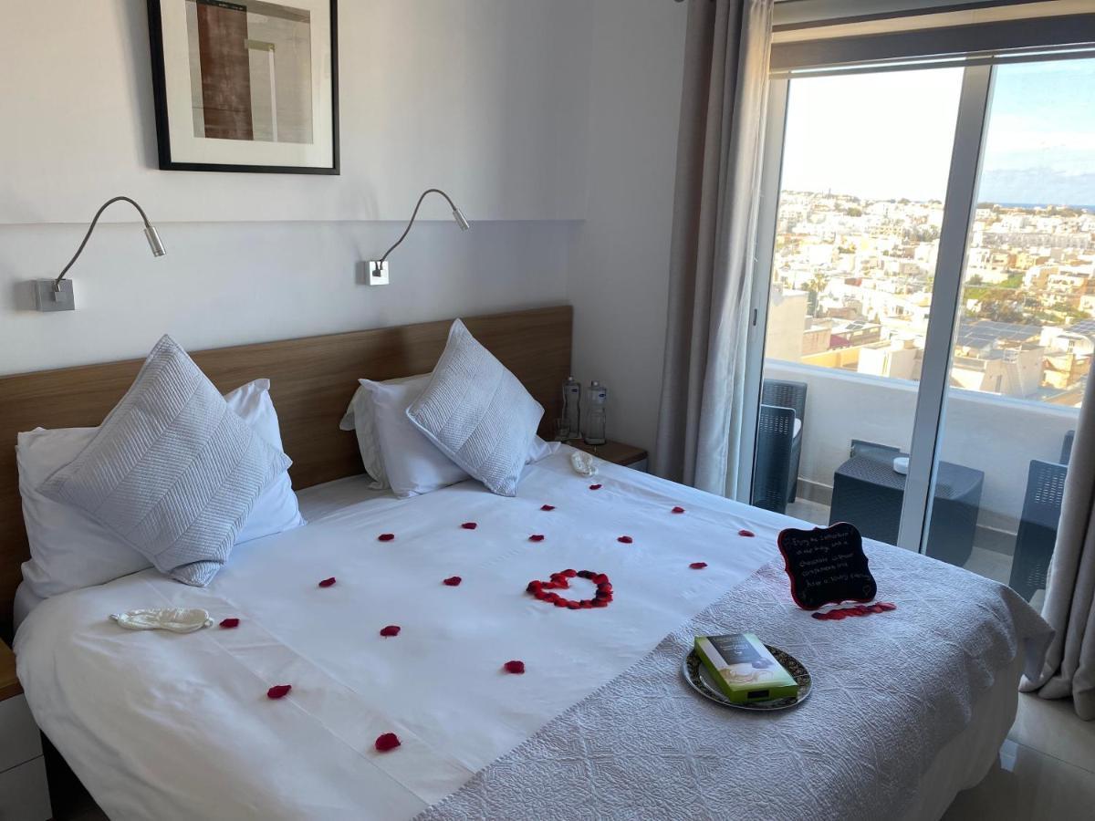 Escape To St Julians Bed & Breakfast Saint Julian's Exterior photo