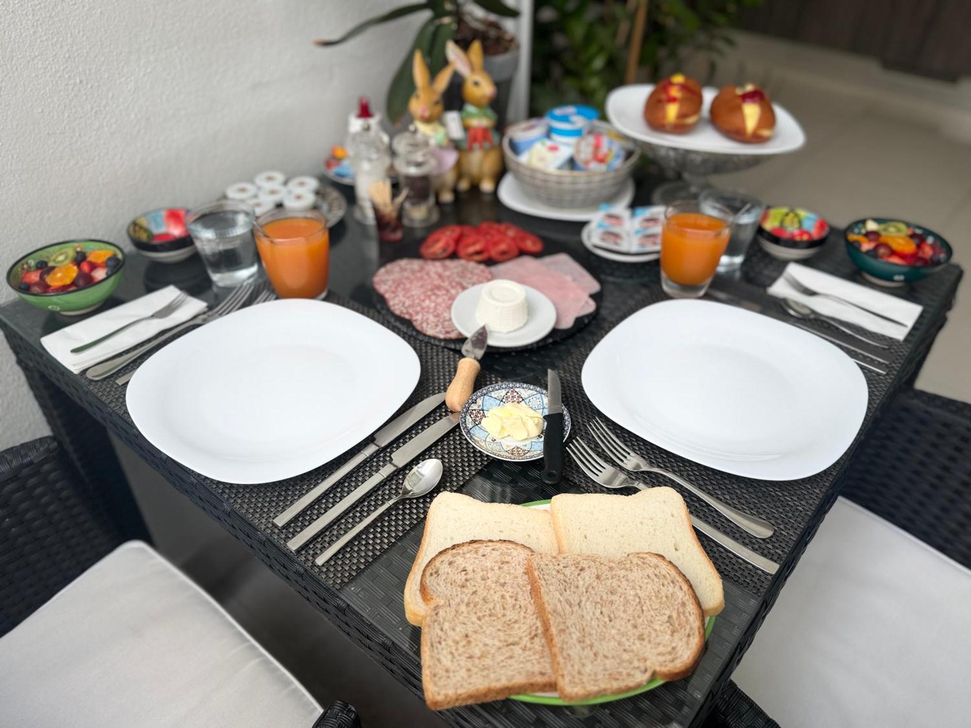 Escape To St Julians Bed & Breakfast Saint Julian's Exterior photo