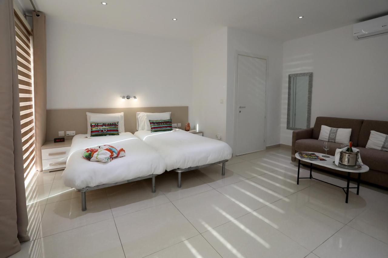 Escape To St Julians Bed & Breakfast Saint Julian's Exterior photo